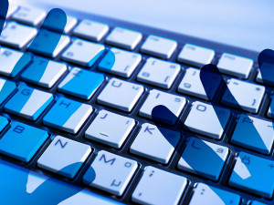 Comment puis-je protéger mon ordinateur contre les virus et les logiciels espions? Comment puis-je protéger mon ordinateur contre les virus et les logiciels espions?