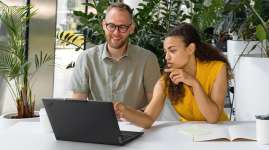 <p>
    PRIORITÉ AU CONFORT DE L'UTILISATEUR
</p>
<p>
    Mieux travailler sans sacrifier son bien-être, où que vous soyez
</p>
