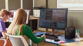 <p>FASTER, MORE EFFICIENT MEMORY</p><p>Tackle Complex Workloads</p>