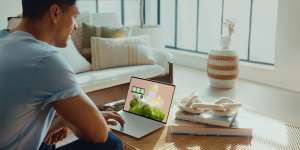 Mobilité sans effort. Puissance de l’IA. Mobilité sans effort. Puissance de l’IA.