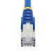 StarTech.com Câble Ethernet CAT6a 10m - Low Smoke Zero Halogen (LSZH) - 10 Gigabit 500MHz 100W PoE RJ45 S/FTP Cordon de Raccordement Réseau Snagless Bleu avec Décharge de Tension