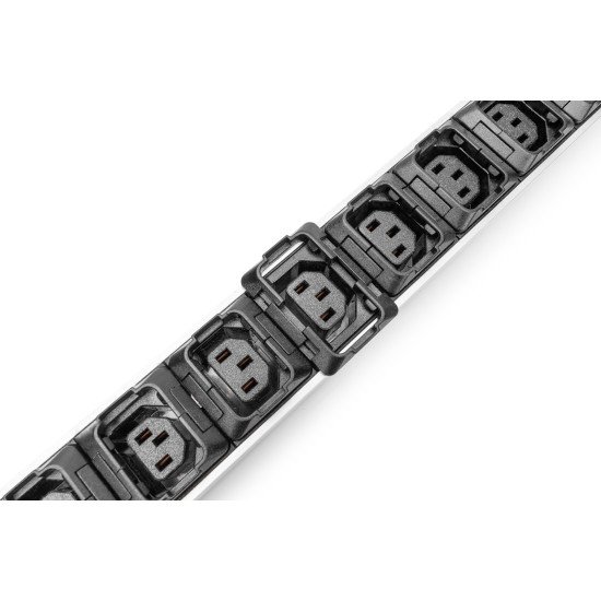 Digitus PDU Basic IT, triphasé 16 A, 24 x C13, 3 x C19, câble d'alimentation 3 m, connecteur IEC 60309 16 A