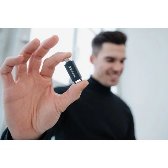 Verbatim Store 'n' Go lecteur USB flash 128 Go USB Type-C 3.2 Gen 1 (3.1 Gen 1) Noir Verbatim Store 'n' Go lecteur USB flash 128 Go USB Type-C 3.2 Gen 1 (3.1 Gen 1) Noir