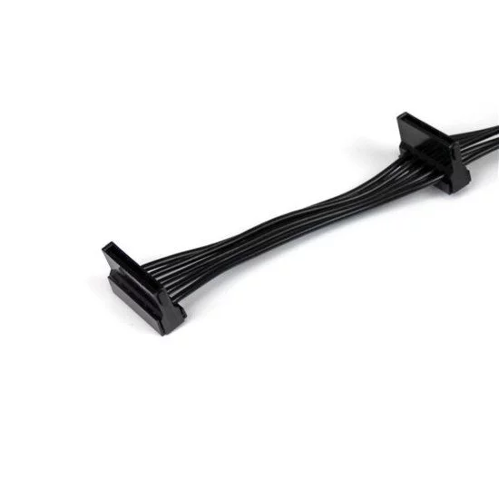 StarTech.com Câble adaptateur répartiteur d'alimentation SATA 4x StarTech.com Câble adaptateur répartiteur d'alimentation SATA 4x