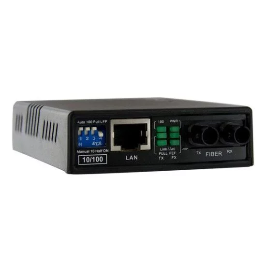 StarTech.com Convertisseur Fast Ethernet cuivre fibre optique multimode ST 10/100 - 2 km StarTech.com Convertisseur Fast Ethernet cuivre fibre optique multimode ST 10/100 - 2 km