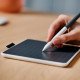 Wacom Intuos One Medium tablette graphique Gris, Blanc 216 x 135 mm USB/Bluetooth Wacom Intuos One Medium tablette graphique Gris, Blanc 216 x 135 mm USB/Bluetooth