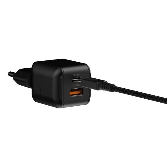 Xtorm XECNG451 chargeur d'appareils mobiles Universel Noir USB Charge rapide Intérieure