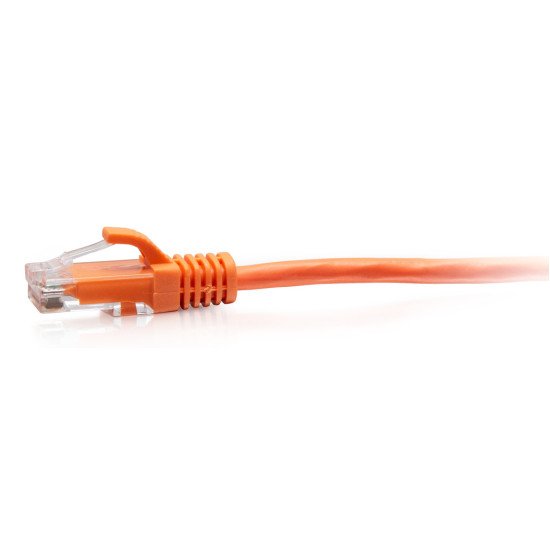 C2G Câble de raccordement Ethernet fin Cat6a non blindé (UTP) avec protection anti-accrochage de 0,3 m - Orange