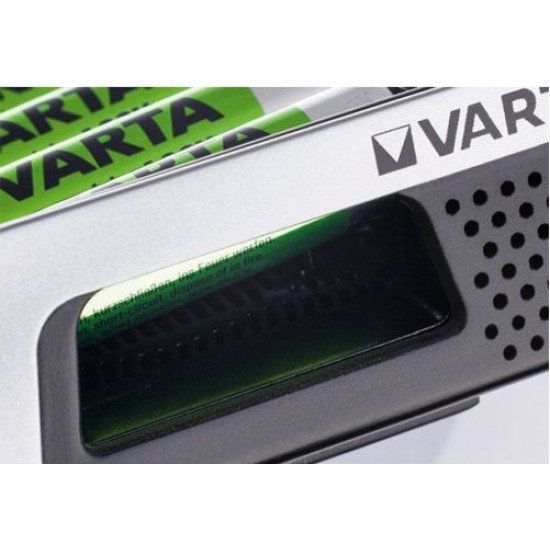 Varta 57675 101 441 chargeur + 4 piles AA 2400mAh incluses Varta 57675 101 441 chargeur + 4 piles AA 2400mAh incluses