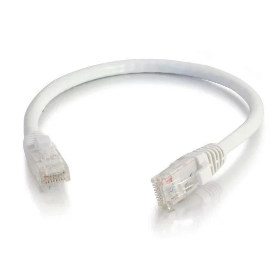 C2G Câble de raccordement réseau Cat6 avec gaine non blindé (UTP) de 1 M - Blanc C2G Câble de raccordement réseau Cat6 avec gaine non blindé (UTP) de 1 M - Blanc