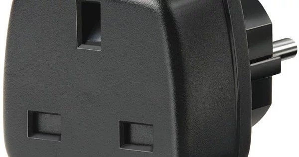 Brennenstuhl Travel Adapter GB/earthed adaptateur de puissance ...