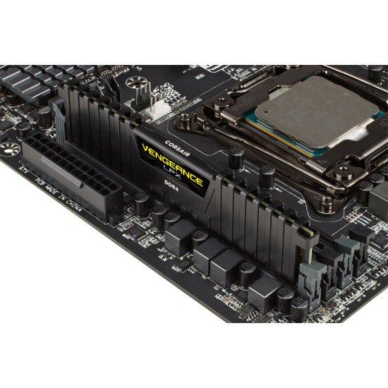 Corsair Vengeance LPX, 32GB module de mémoire 32 Go 4 x 8 Go DDR4 2666 MHz Corsair Vengeance LPX, 32GB module de mémoire 32 Go 4 x 8 Go DDR4 2666 MHz