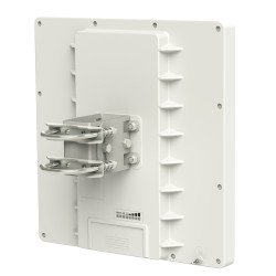 Mikrotik QRT 5 Blanc Connexion Ethernet POE