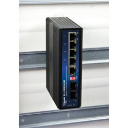 ALLNET 134037 Non-géré Gigabit Ethernet (10/100/1000) Connexion Ethernet POE Noir ALLNET 134037 Non-géré Gigabit Ethernet (10/100/1000) Connexion Ethernet POE Noir