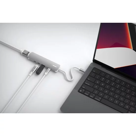 LINQ byELEMENTS 5in1 Pro USB-C 10Gbps Multiport Hub with 4K HDMI LINQ byELEMENTS 5in1 Pro USB-C 10Gbps Multiport Hub with 4K HDMI