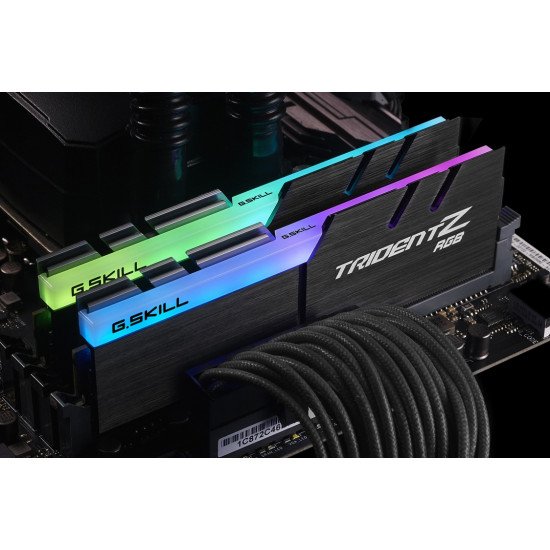 G.Skill Trident Z RGB 32GB DDR4 mémoire 32 Go 2 x 16 Go 3600 MHz