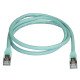 StarTech.com Câble réseau Cat6a STP blindé sans crochet de 1 m - Aqua