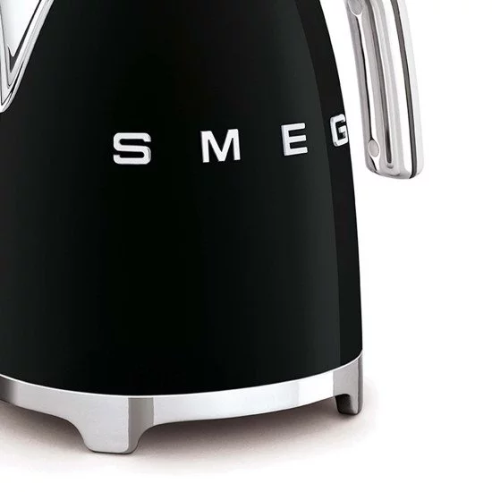Smeg KLF03BLEU bouilloire 1,7 L 2400 W Noir Smeg KLF03BLEU bouilloire 1,7 L 2400 W Noir