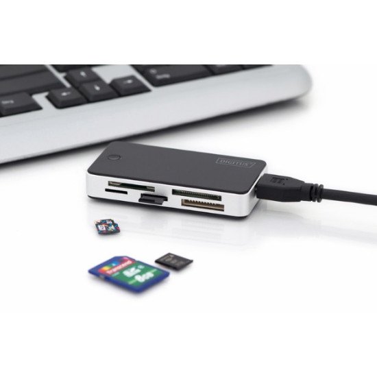 Digitus DA-70330-1 lecteur de carte mémoire USB 3.0