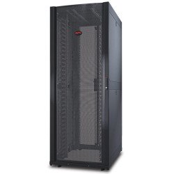 APC NetShelter SX 42U  APC NetShelter SX 42U