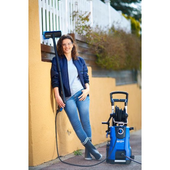 Nilfisk 128470766 Nettoyeur haute pression Droit Electrique 500 l/h 2100 W Bleu, Noir