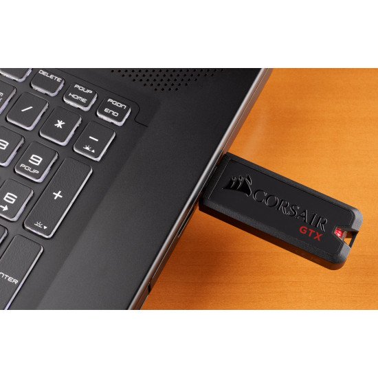 Corsair Flash Voyager GTX lecteur USB flash 256 Go USB Type-A 3.2 Gen 1 (3.1 Gen 1) Noir