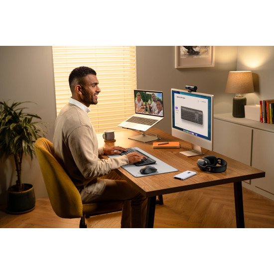 Logitech Signature Slim Solar+ K980 clavier Universel RF sans fil + Bluetooth QWERTY Italien Graphite