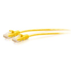 C2G Câble de raccordement Ethernet fin Cat6a non blindé (UTP) avec protection anti-accrochage de 3 m - Jaune