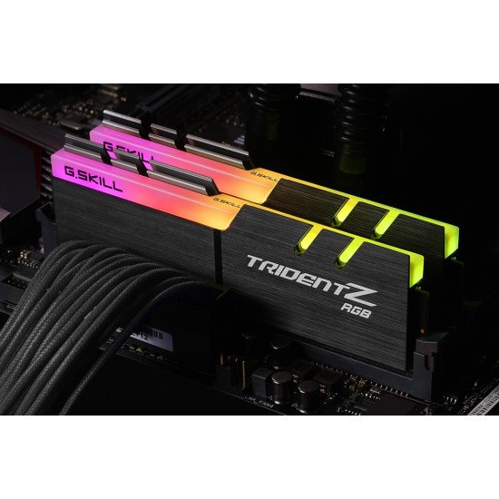 G.Skill Trident Z RGB F4-3200C16D-16GTZRX module de mémoire 16 Go 2 x 8 Go DDR4 3200 MHz G.Skill Trident Z RGB F4-3200C16D-16GTZRX module de mémoire 16 Go 2 x 8 Go DDR4 3200 MHz