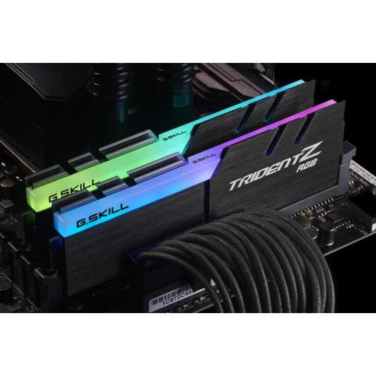 G.Skill Trident Z RGB (For AMD) F4-3600C18D-16GTZRX mémoire 16 Go 2 x 8 Go DDR4 3600 MHz G.Skill Trident Z RGB (For AMD) F4-3600C18D-16GTZRX mémoire 16 Go 2 x 8 Go DDR4 3600 MHz