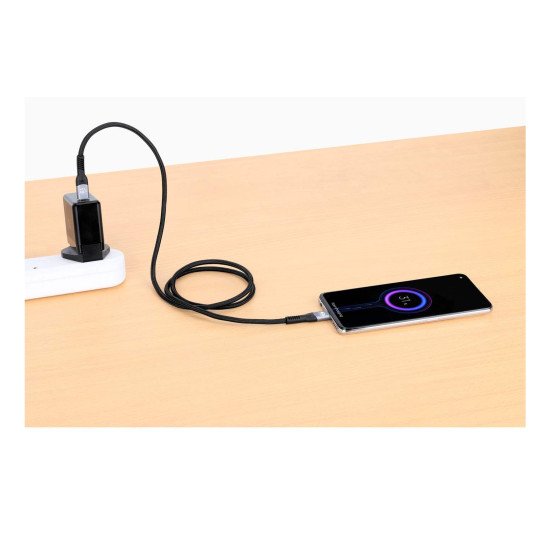 Manhattan Câble USB-C vers USB-C haute vitesse (240 W), 2 m, charge ordinateur portable + données et vidéo rapides, compatible tous PC portables (un chargeur mural USB-C de 240 W supplémentaire est nécessaire), transferts jusqu'à 40 Gbit/s, noir, garantie