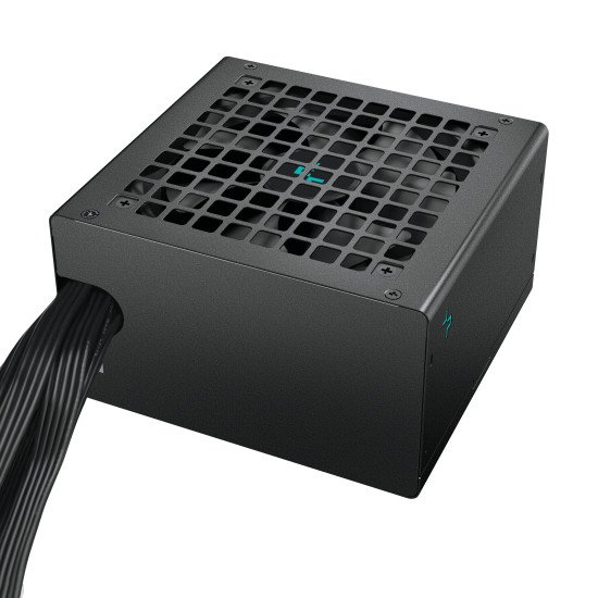 DeepCool PL750D unité d'alimentation d'énergie 750 W 20+4 pin ATX ATX Noir DeepCool PL750D unité d'alimentation d'énergie 750 W 20+4 pin ATX ATX Noir