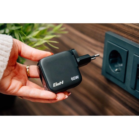 Verbatim 30238 chargeur d'appareils mobiles Universel Noir Secteur Charge rapide Intérieure