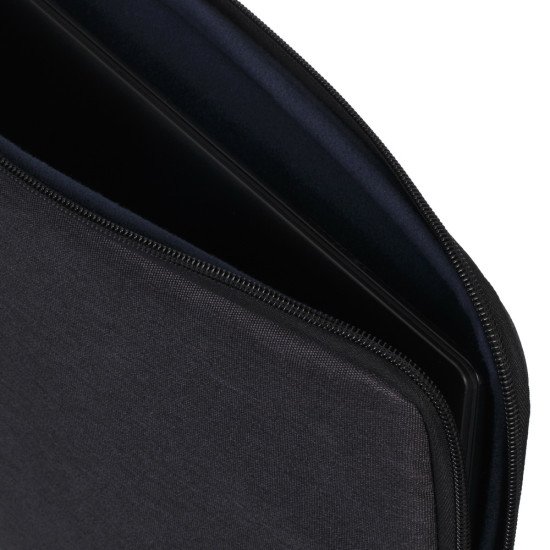Rivacase Suzuka sacoche d'ordinateurs portables 35,6 cm (14") Housse Noir