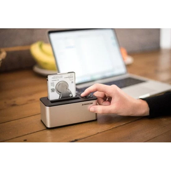 Freecom mDock Keypad Secure USB 3.2 Gen 1 (3.1 Gen 1) Type-C Noir, Gris Freecom mDock Keypad Secure USB 3.2 Gen 1 (3.1 Gen 1) Type-C Noir, Gris
