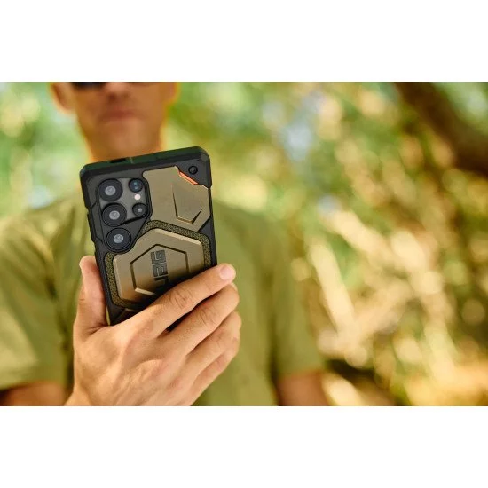 Urban Armor Gear Monarch Pro Kevlar coque de protection pour téléphones portables 17,3 cm (6.8") Housse Noir, Vert Urban Armor Gear Monarch Pro Kevlar coque de protection pour téléphones portables 17,3 cm (6.8") Housse Noir, Vert