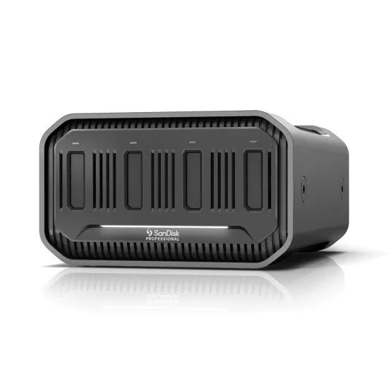 SanDisk PRO-BLADE STATION SanDisk PRO-BLADE STATION