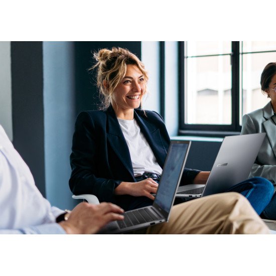 ASUS ExpertBook P5 P5405CSA-NZ0910X Intel Core Ultra 5 226V Ordinateur portable 35,6 cm (14") WQXGA 16 Go LPDDR5x-SDRAM 1 To SSD Wi-Fi 7 (802.11be) Windows 11 Pro Allemand Gris