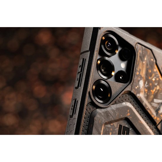 Urban Armor Gear 214461114FC coque de protection pour téléphones portables 17,5 cm (6.9") Housse Charbon, Cuivre Urban Armor Gear 214461114FC coque de protection pour téléphones portables 17,5 cm (6.9") Housse Charbon, Cuivre