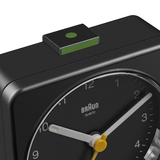 Braun BC03B Réveil à quartz Noir