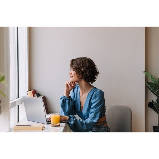 ASUS ExpertBook P5 P5405CSA-NZ0195X Intel Core Ultra 7 258V Ordinateur portable 35,6 cm (14") WQXGA 32 Go LPDDR5x-SDRAM 1 To SSD Wi-Fi 6E (802.11ax) Windows 11 Pro US International Gris