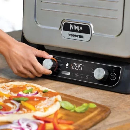 Ninja OO101EU barbecue et grill Électrique + charbon Noir, Rouge, Argent 2400 W Ninja OO101EU barbecue et grill Électrique + charbon Noir, Rouge, Argent 2400 W