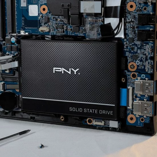 PNY CS900 2.5" 2000 Go Série ATA III PNY CS900 2.5" 2000 Go Série ATA III