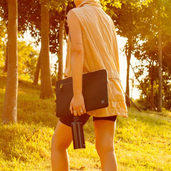 Native Union Ultralight Sleeve 33 cm (13") Housse Noir