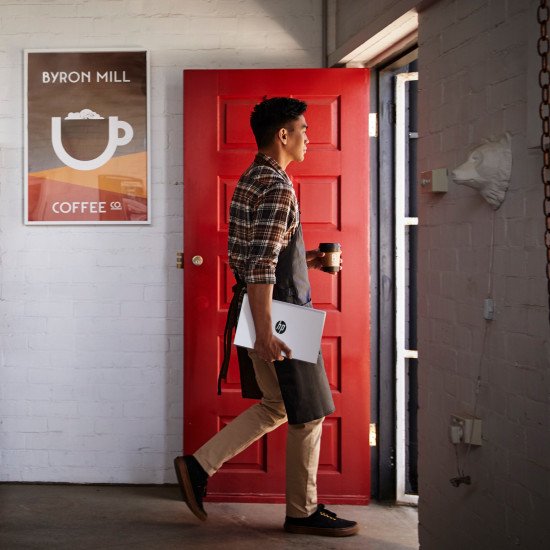 HP ProBook 445 G9 AMD Ryzen™ 5 5625U Ordinateur portable 35,6 cm (14") Full HD 8 Go DDR4-SDRAM 256 Go SSD Wi-Fi 6 (802.11ax) Windows 11 Pro Argent