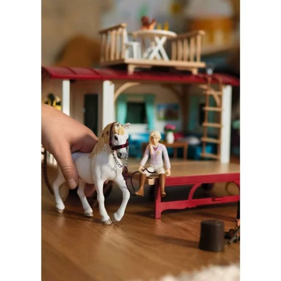 schleich Caravan for secret club meetings schleich Caravan for secret club meetings