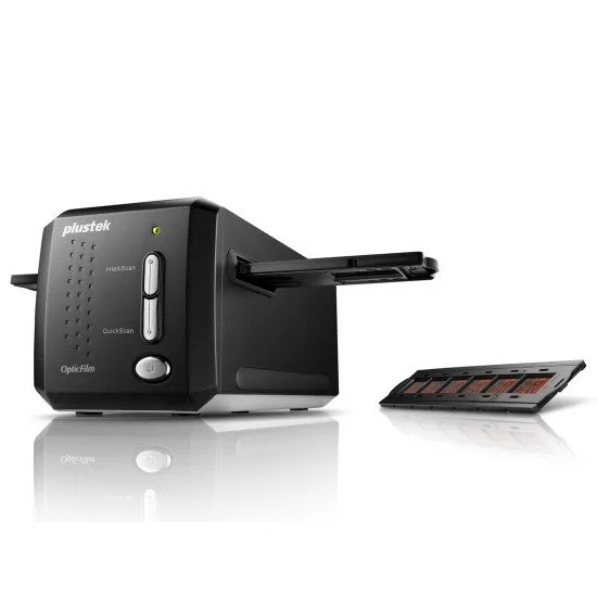 Plustek OpticFilm 8200i Ai Numériseur d'archivage/à défilement 7200 x 7200 DPI Noir Plustek OpticFilm 8200i Ai Numériseur d'archivage/à défilement 7200 x 7200 DPI Noir