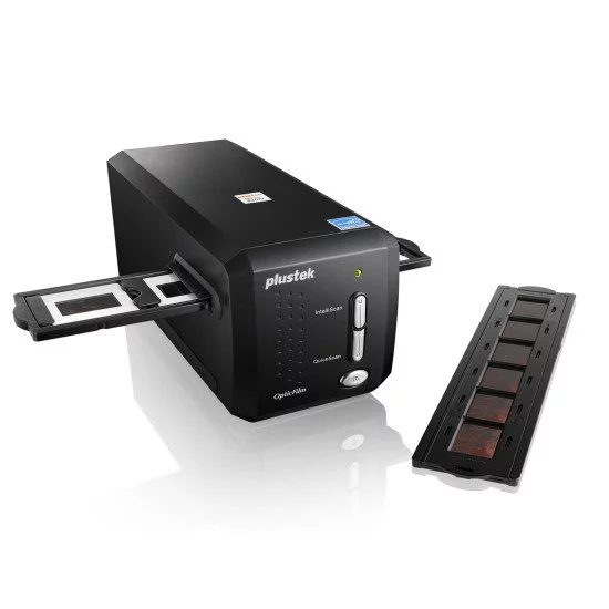 Plustek OpticFilm 8200i Ai Numériseur d'archivage/à défilement 7200 x 7200 DPI Noir Plustek OpticFilm 8200i Ai Numériseur d'archivage/à défilement 7200 x 7200 DPI Noir