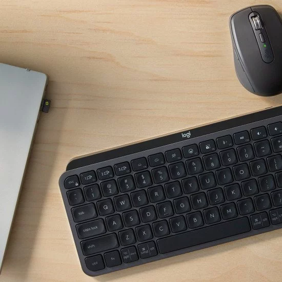 Logitech MX Keys Mini Combo for Business clavier Souris incluse RF sans fil + Bluetooth QWERTY US International Graphite Logitech MX Keys Mini Combo for Business clavier Souris incluse RF sans fil + Bluetooth QWERTY US International Graphite