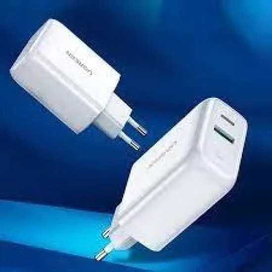 Ugreen 60468 chargeur d'appareils mobiles Blanc Intérieure